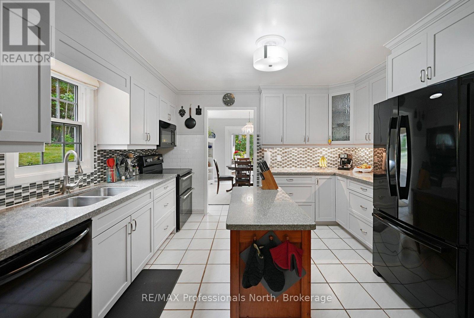 14609 HIGHWAY 118 - Image 15