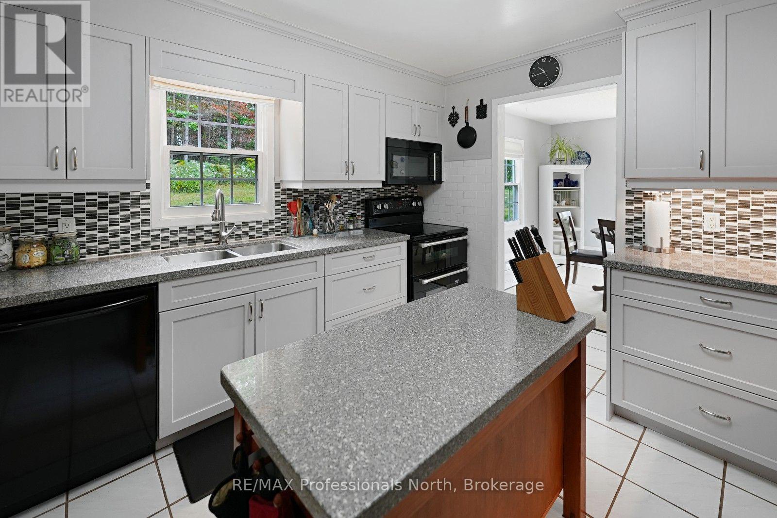 14609 HIGHWAY 118 - Image 16