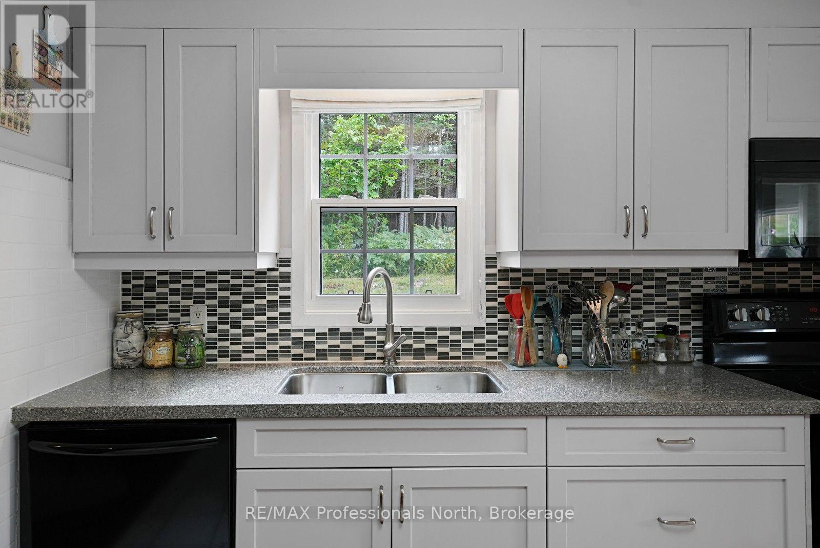 14609 HIGHWAY 118 - Image 17