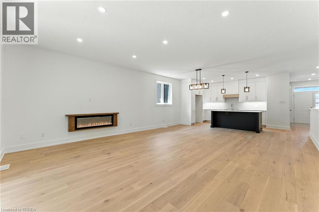 150 VANROOY Trail - Image 15
