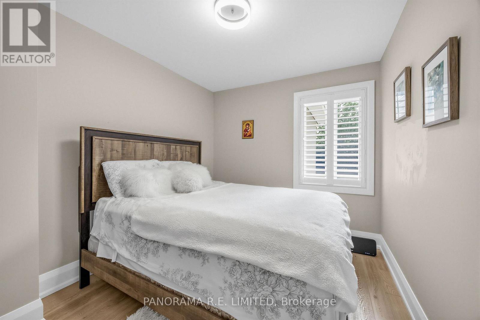 14 AGAR CRESCENT - 14