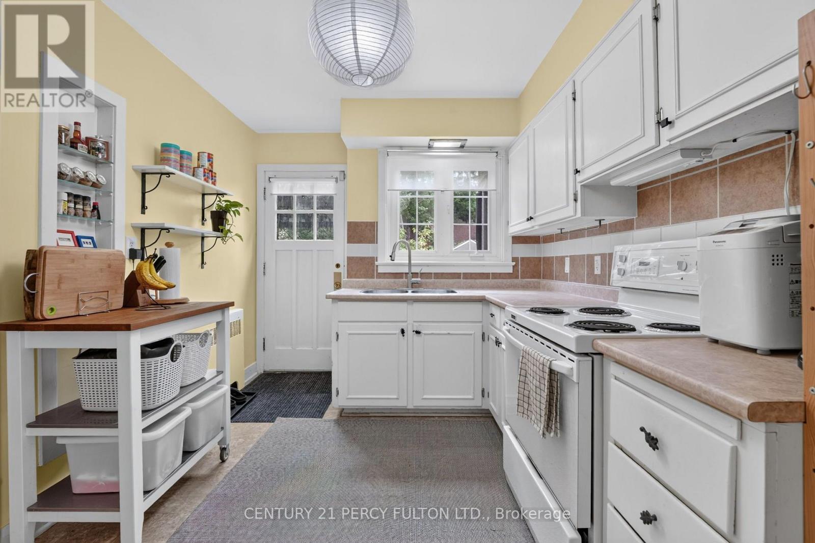 6040 LATSHAW STREET - 12