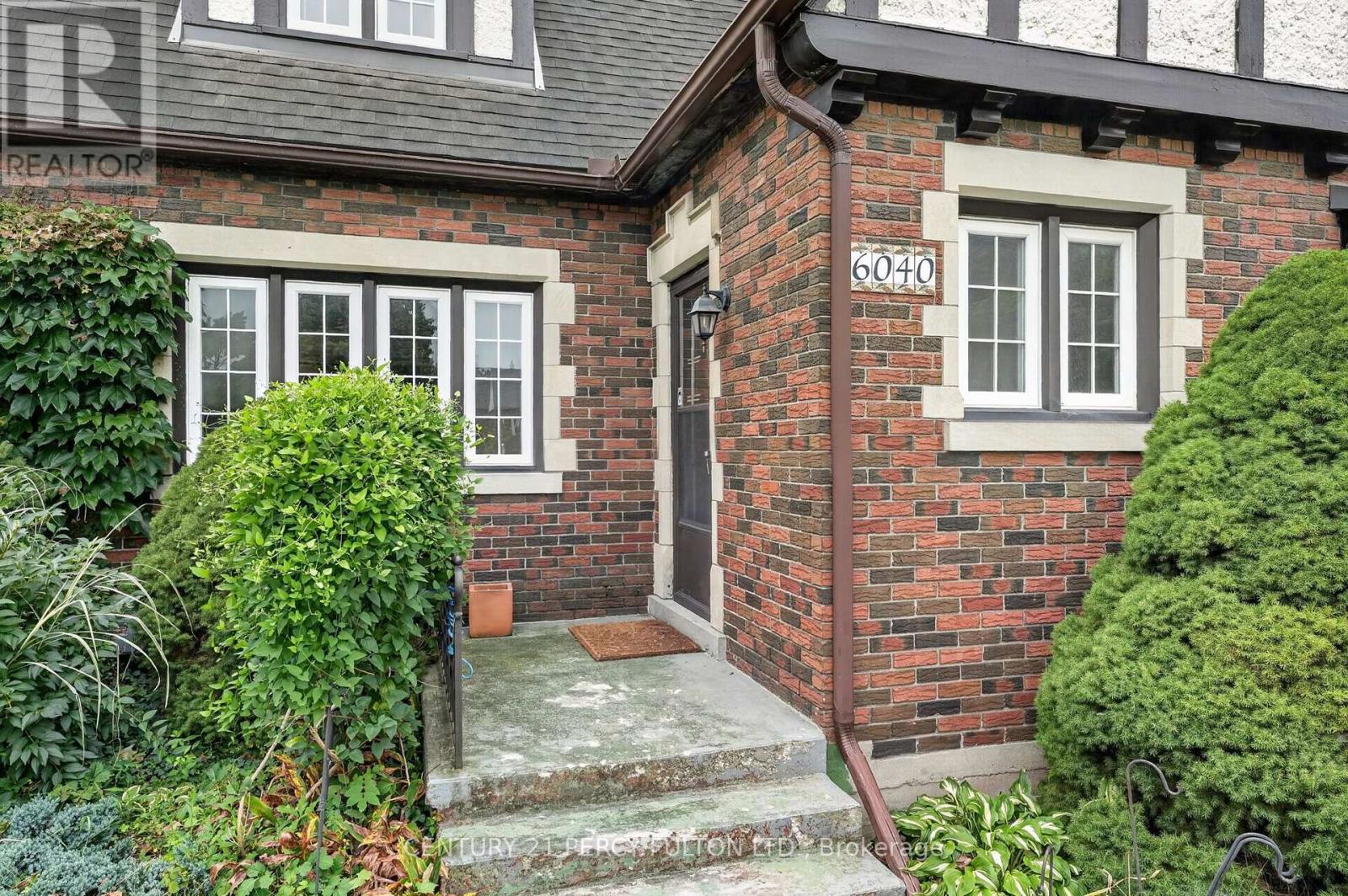 6040 LATSHAW STREET - 3