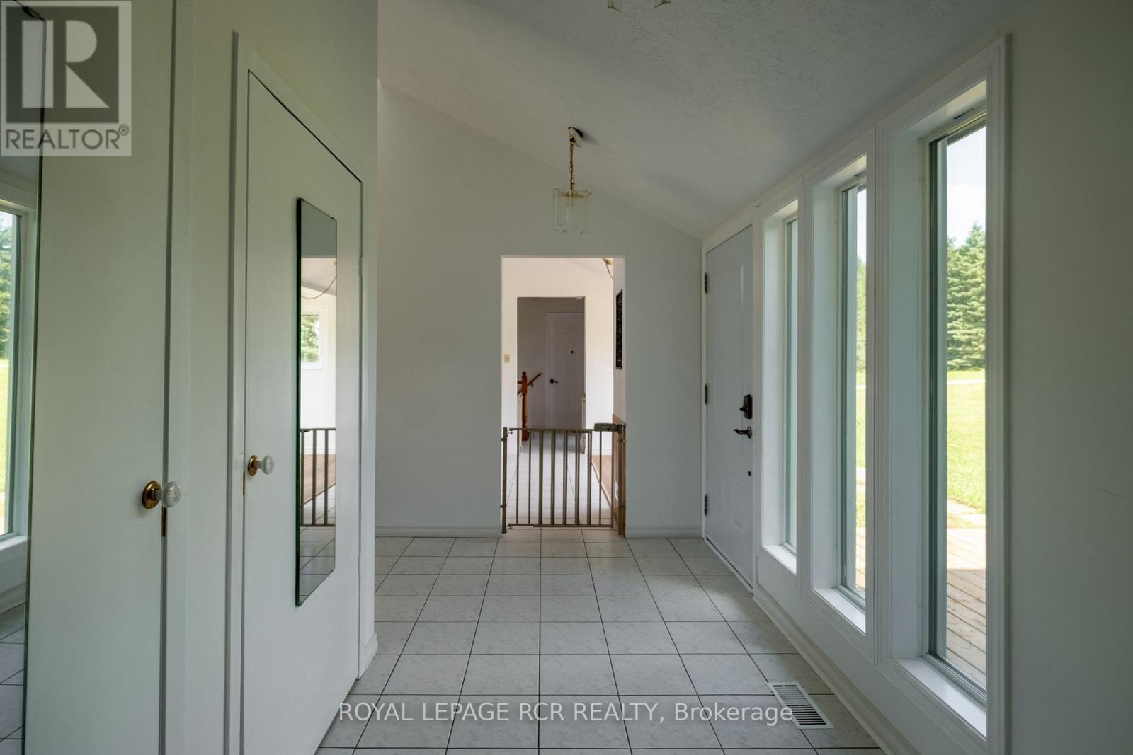6066 4TH LINE - Image 22