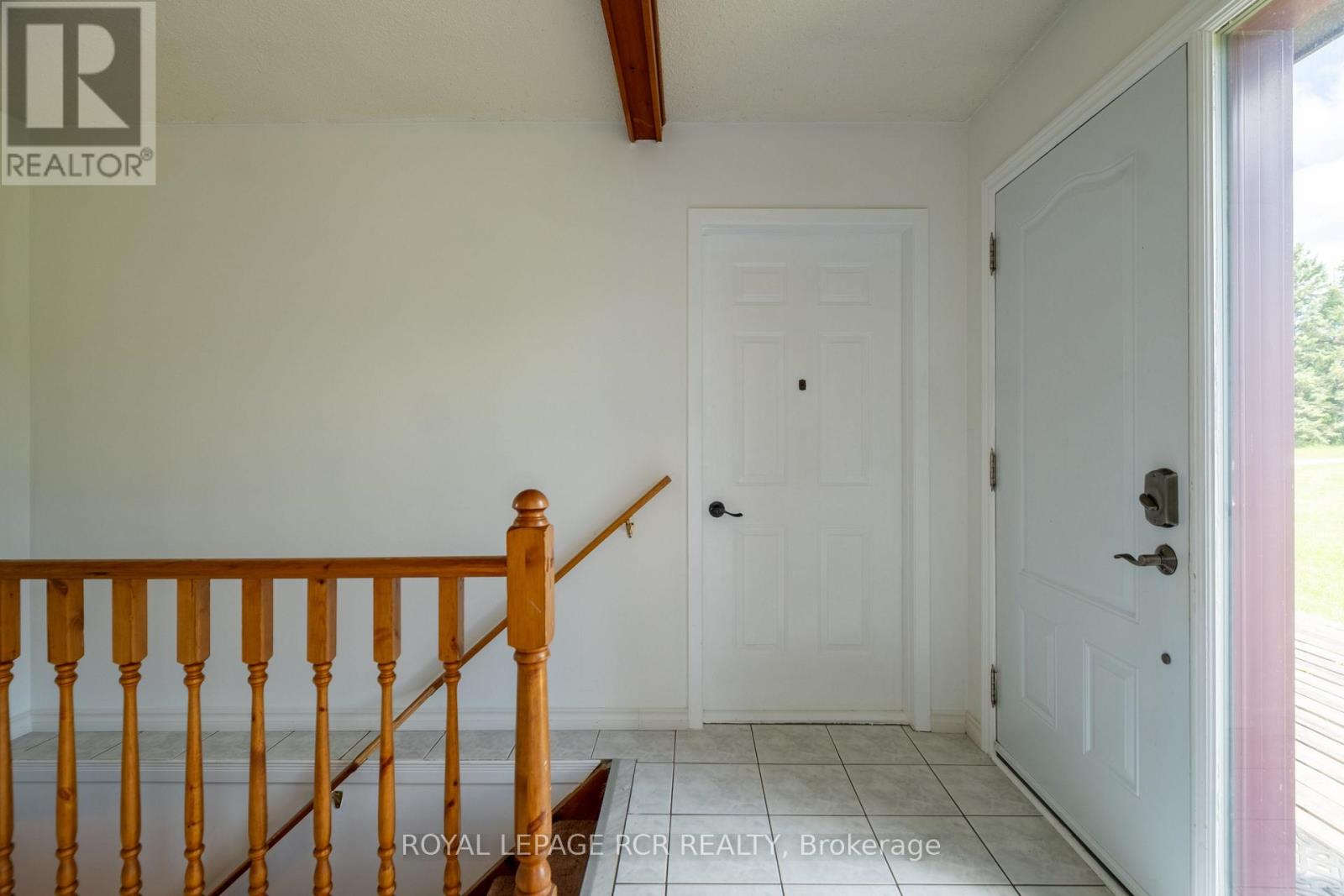 6066 4TH LINE - Image 17