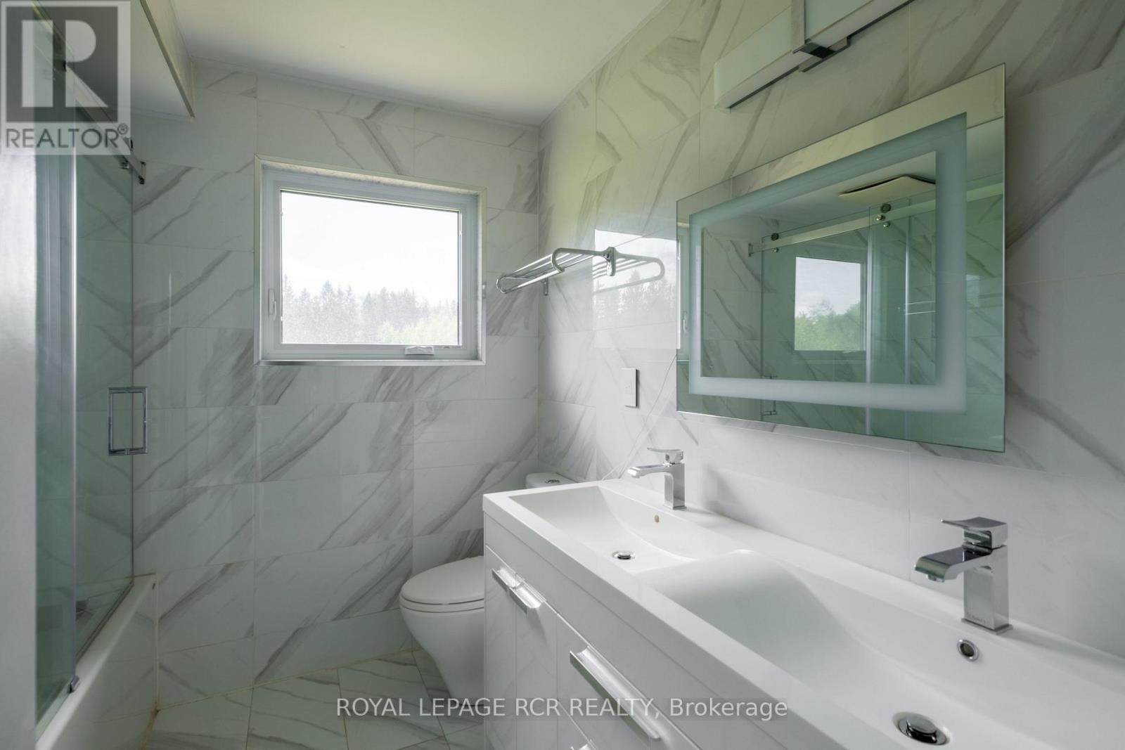 6066 4TH LINE - Image 28