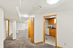 796 Jefferson Avenue, Winnipeg, MB R2V0P9 Photo 25