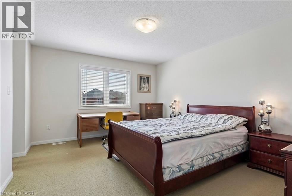 10 KLEMSCOTT Road - 19
