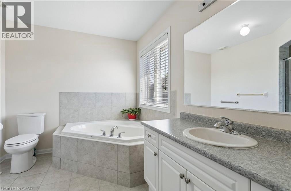 10 KLEMSCOTT Road - 21