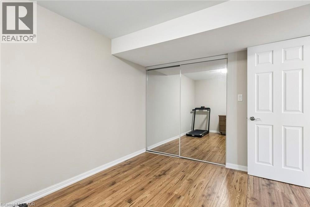 10 KLEMSCOTT Road - 31