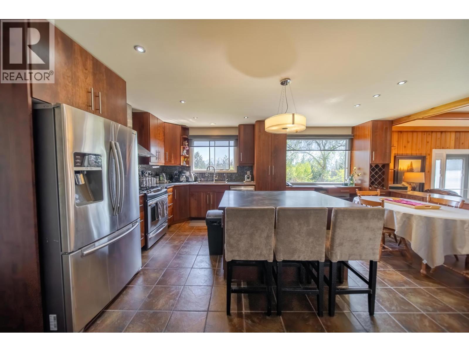 380 Ivy Road - Image 8