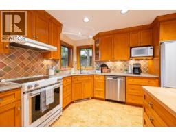 3205 Arbutus Drive, Whistler, BC V8E0B8 Photo 7
