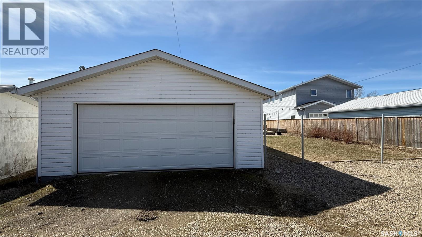 108 Front STREET N - 26