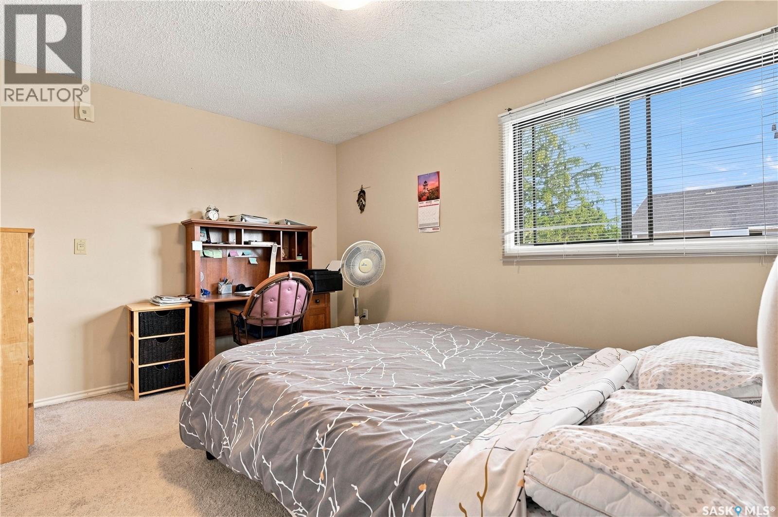 #303 258 Pinehouse PLACE - 22