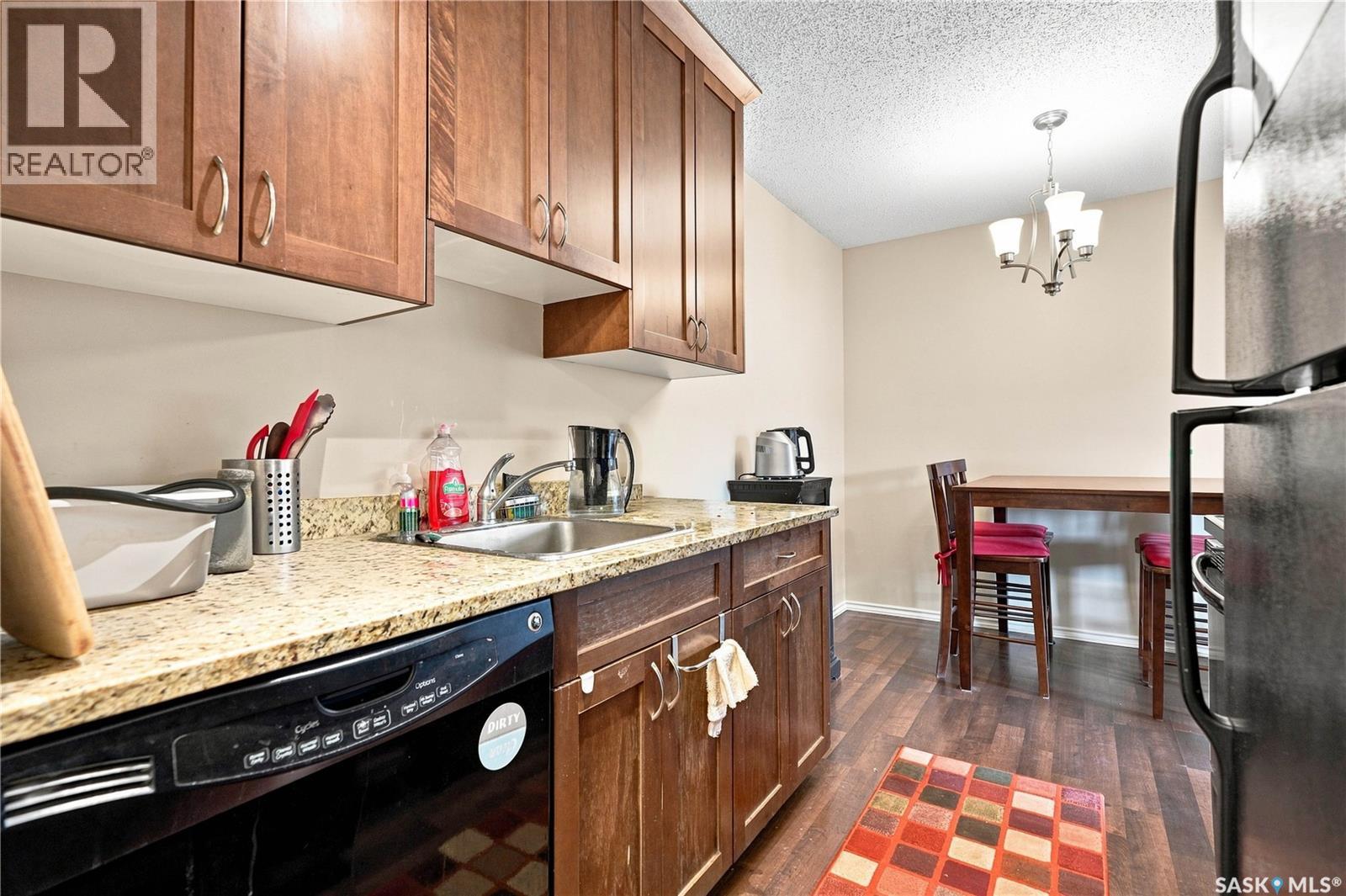 #303 258 Pinehouse PLACE - 7