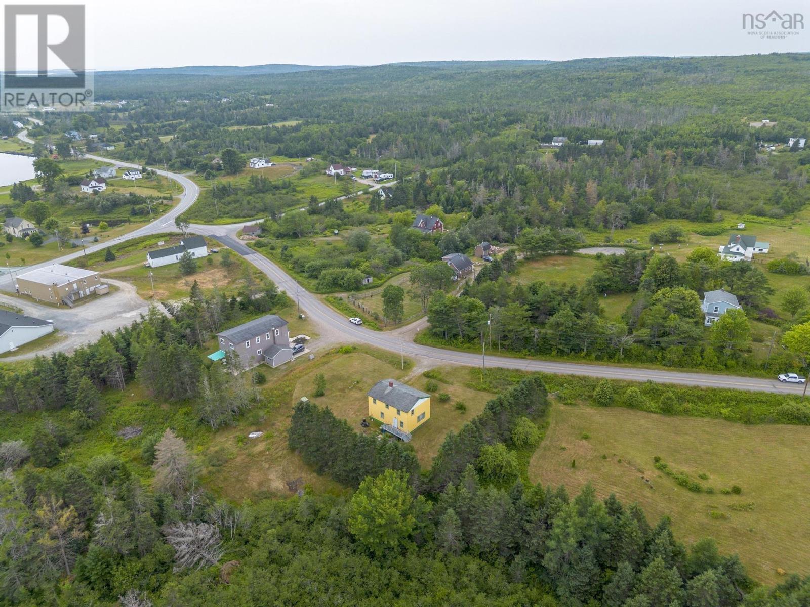 42 Moser River North Road - Image 31