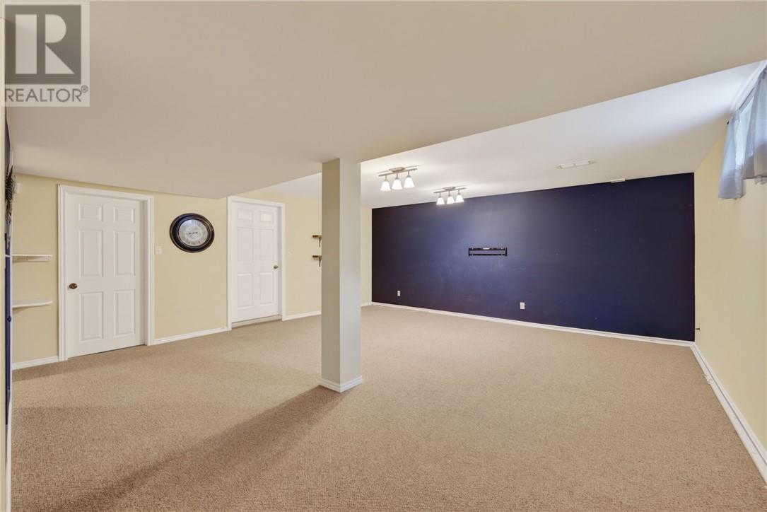 193 Catherine Drive - 29