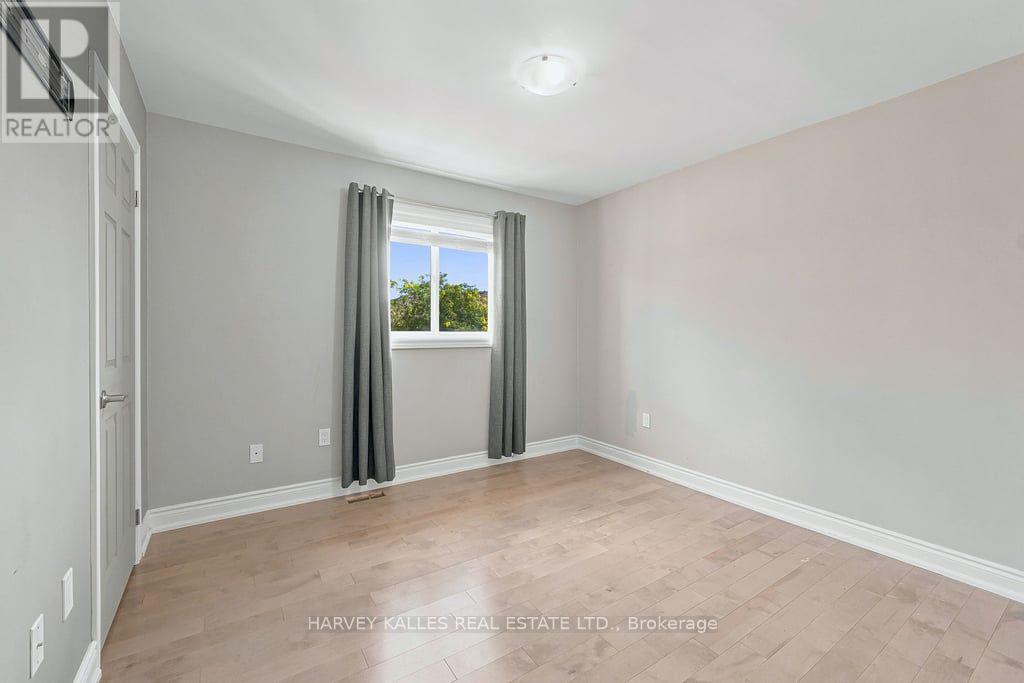 2033 REDSTONE CRESCENT - Image 23
