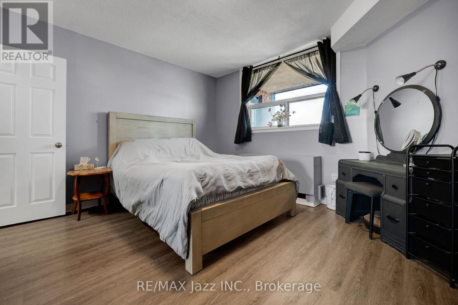 #608 80 ATHOL STREET E - Image 17
