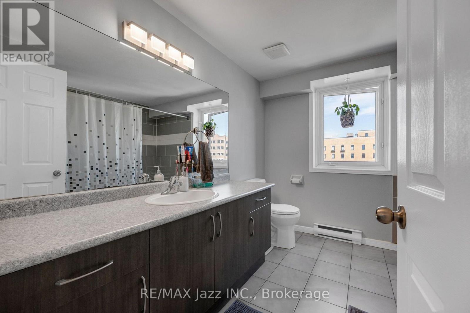 #608 80 ATHOL STREET E - Image 25