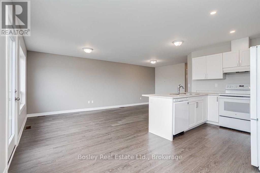 21 TOLMAN STREET - 12