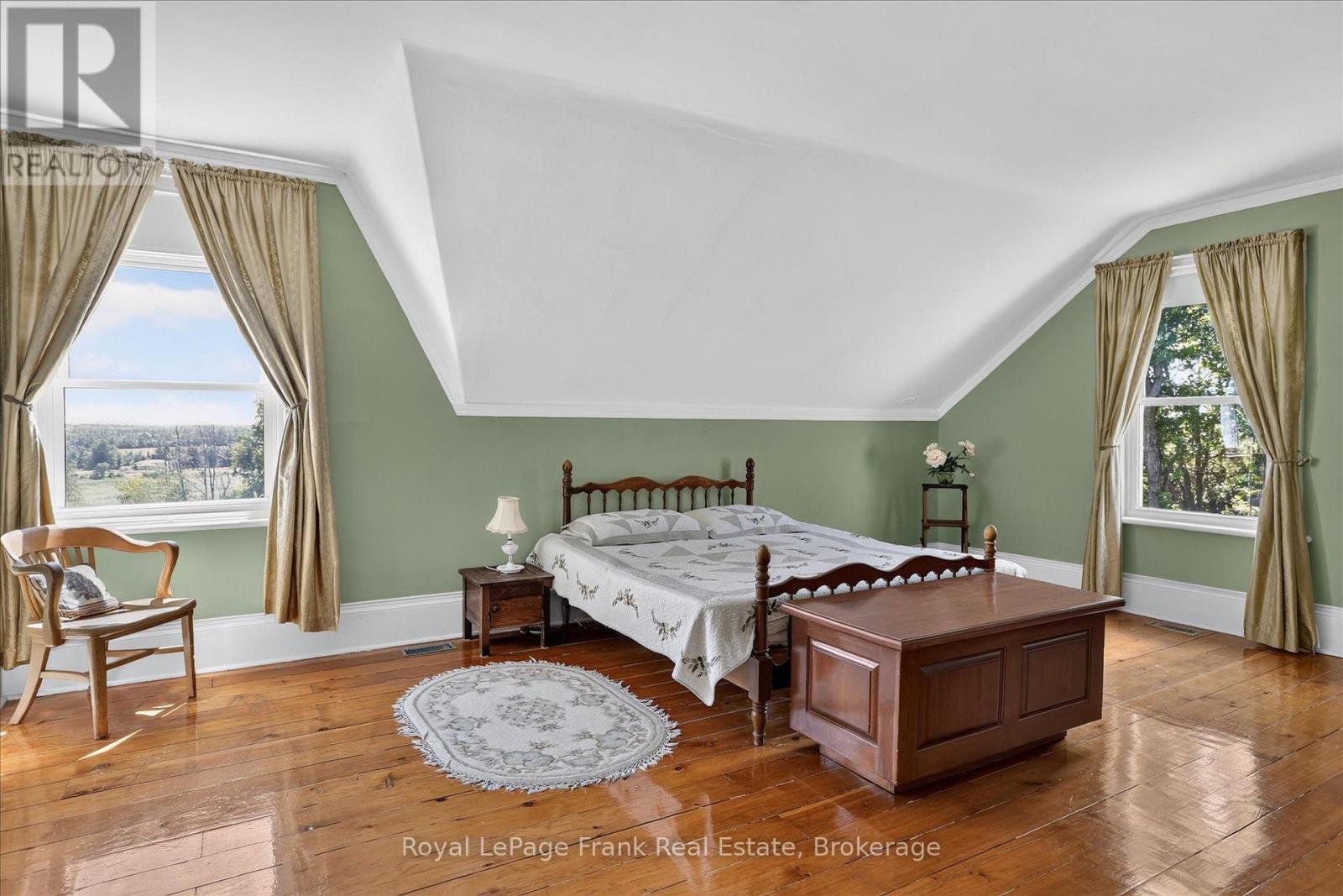 1375 HOLDEN ROAD - 25