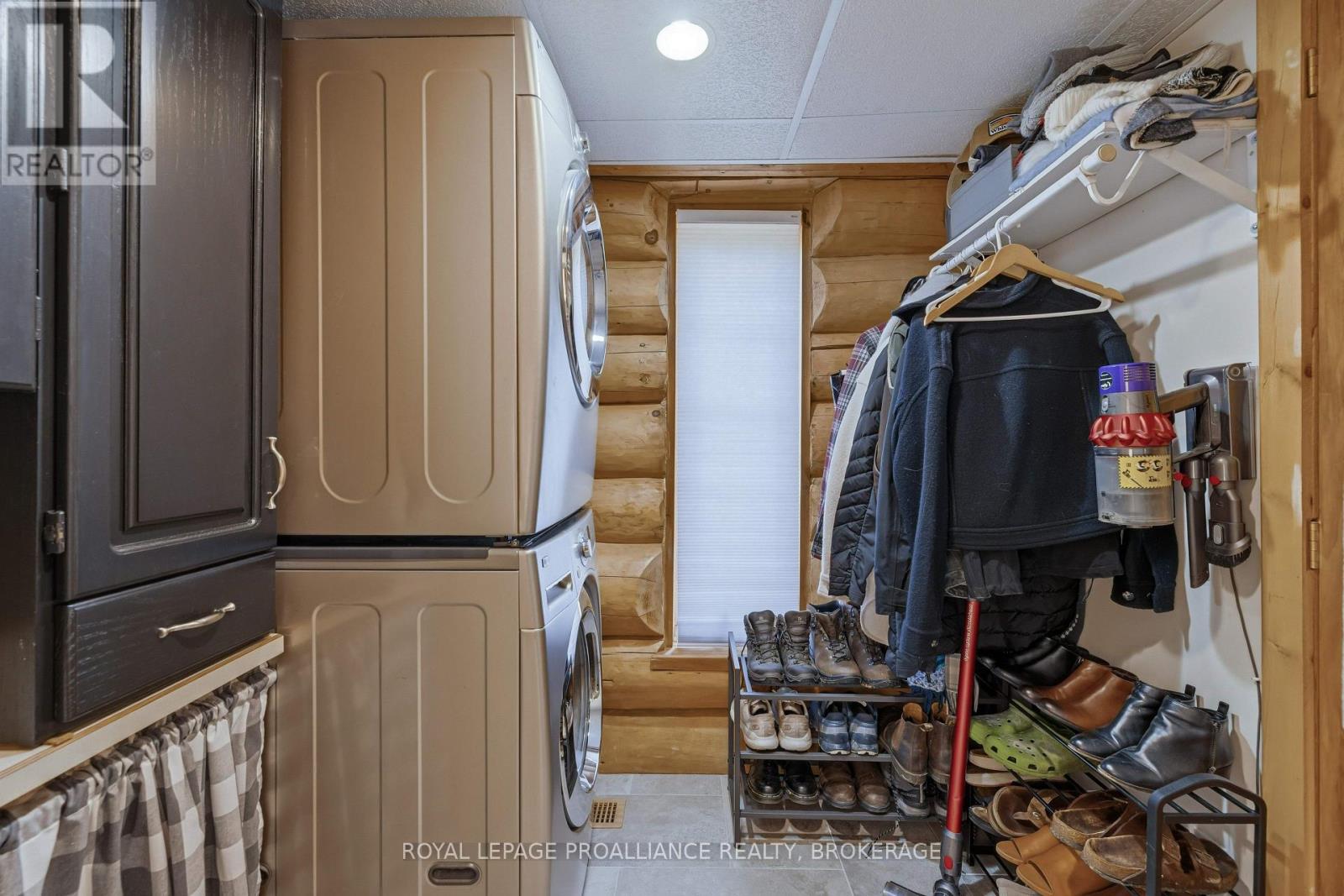 156 DARLINGSIDE DRIVE - Image 12