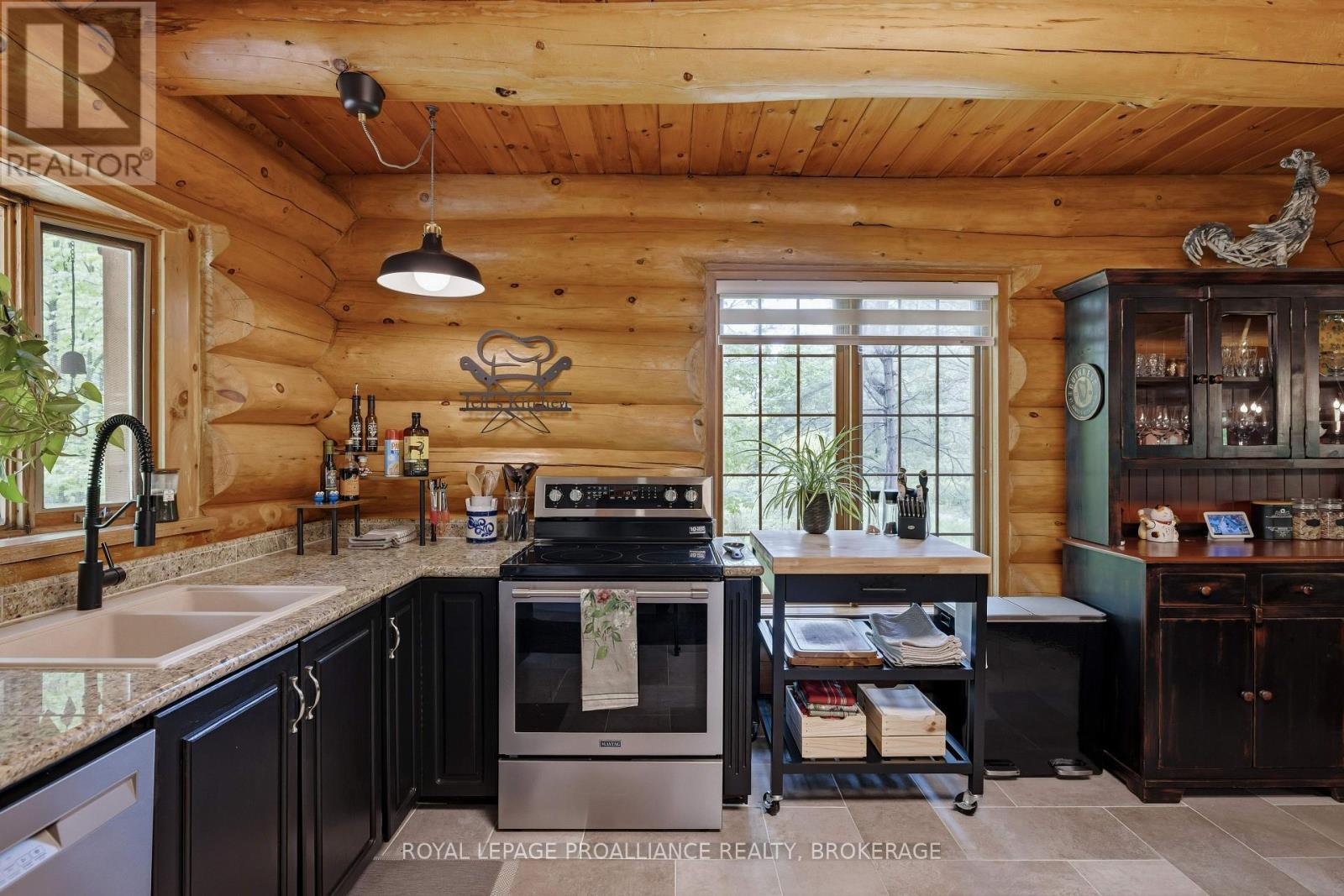 156 DARLINGSIDE DRIVE - Image 4