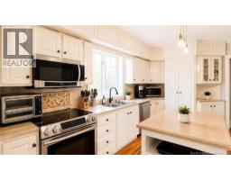 650 West Drive, Bathurst, NB E2A6L8 Photo 9