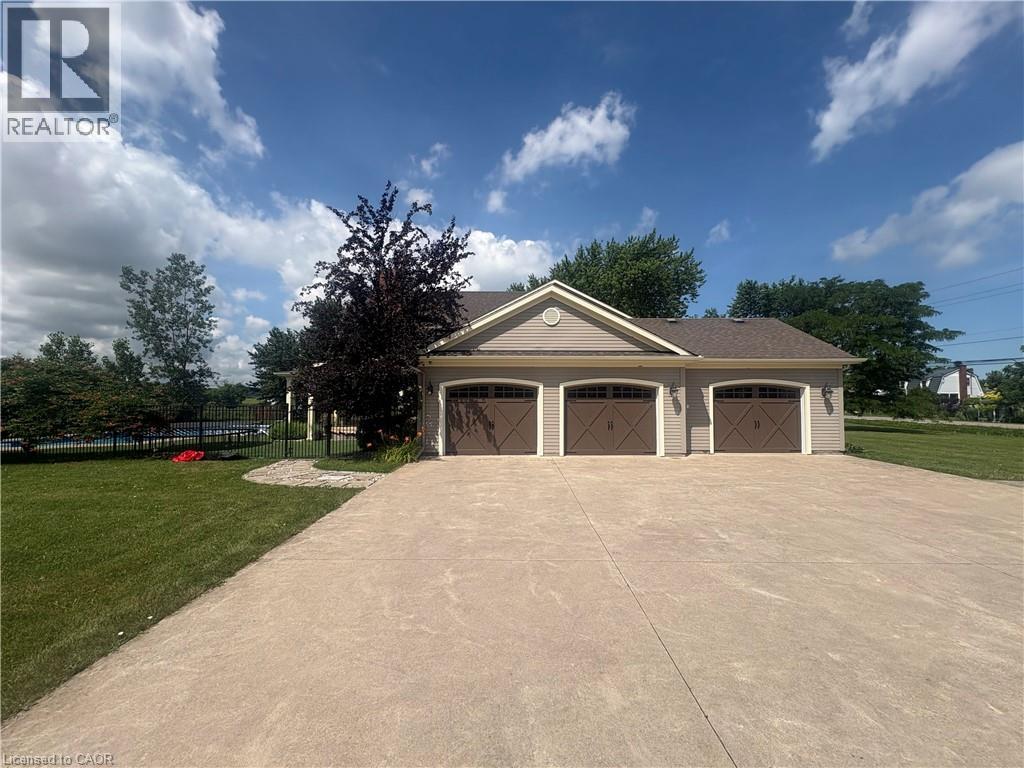 915 QUEENSTON Road - Image 5