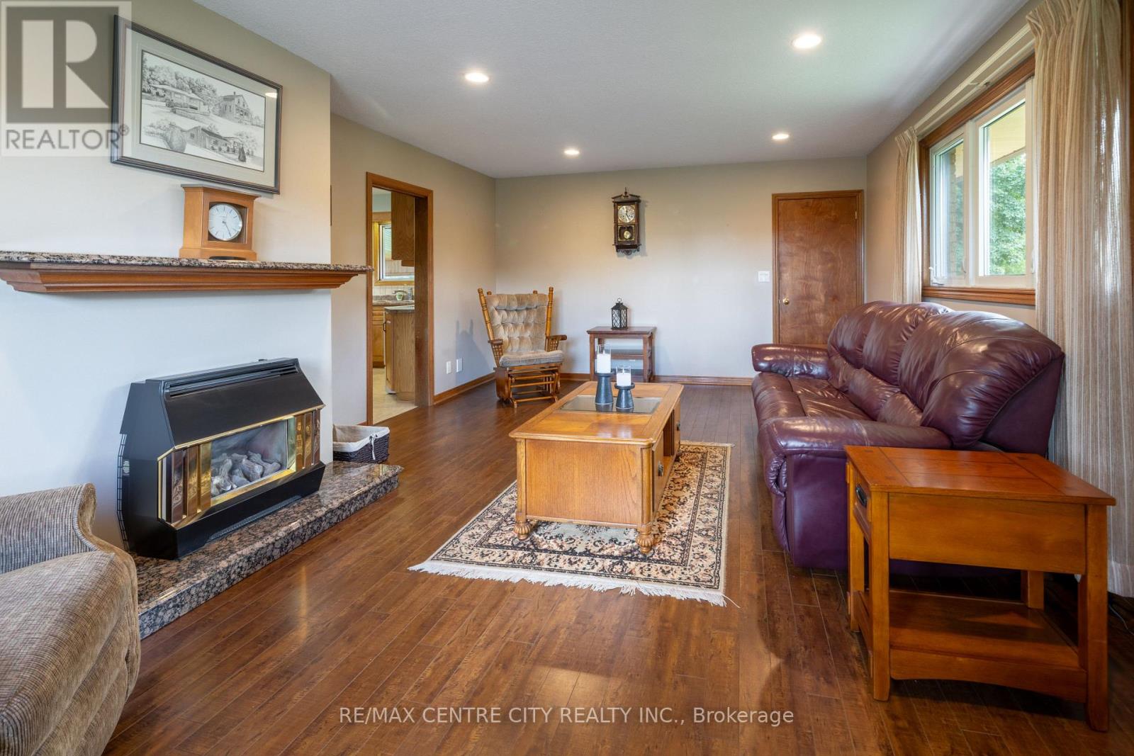 3229 NAPPERTON DRIVE - Image 32