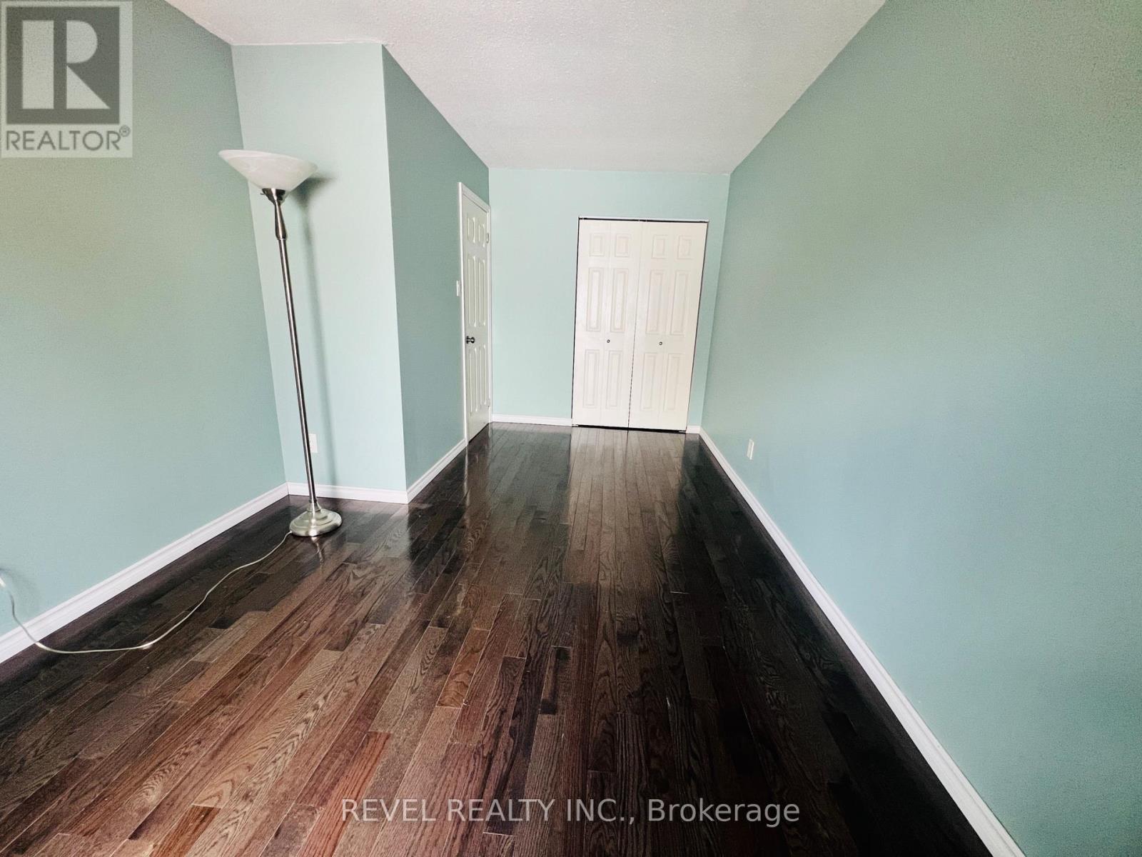 434 LONERGAN BOULEVARD - Image 17
