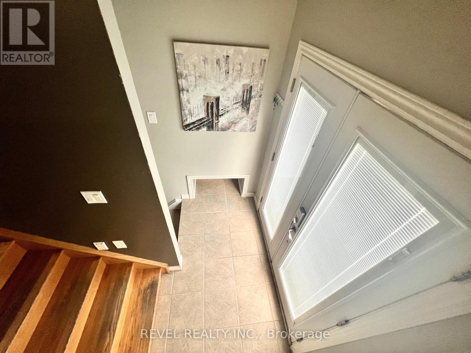 434 LONERGAN BOULEVARD - 2