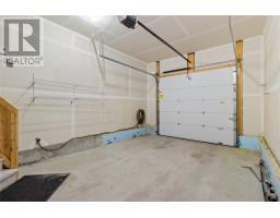 47 Great Southern Drive thumbnail 26