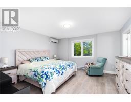 311 Pennywell Road thumbnail 14