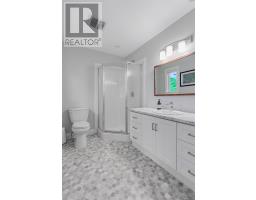 311 Pennywell Road thumbnail 16
