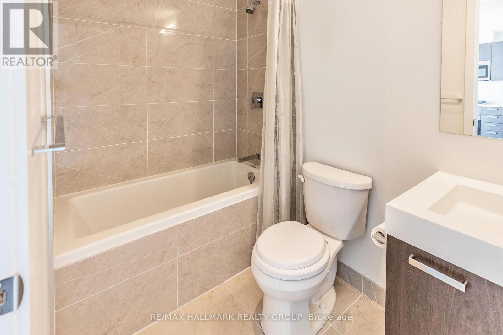 #902 203 CATHERINE STREET - Image 12