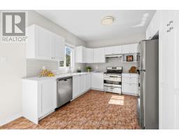 Family room - 4 Tamarack Place N, Ottawa, ON K2J4R3 Photo 12