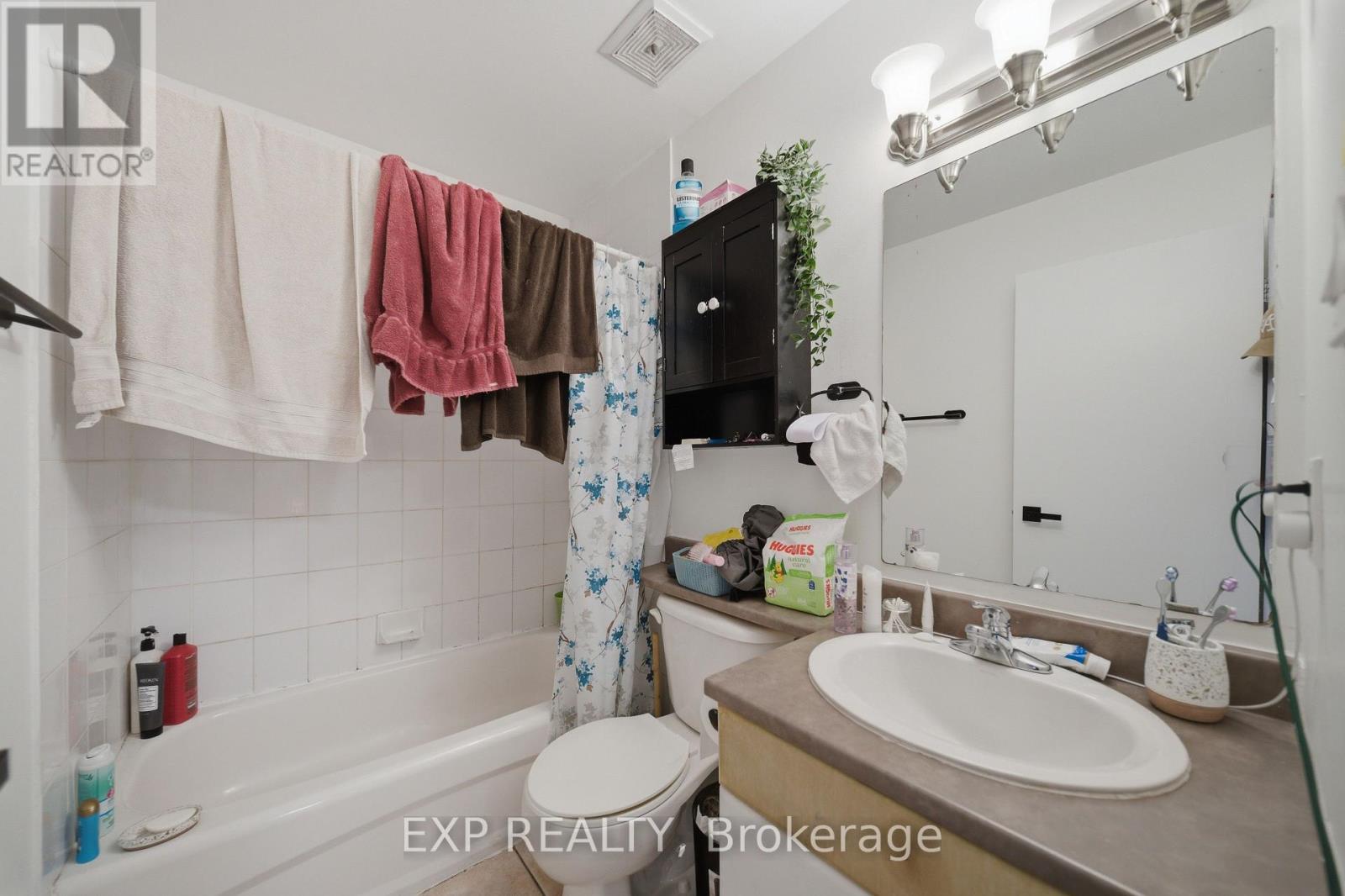 #11 1675 HEATHERINGTON ROAD - Image 16