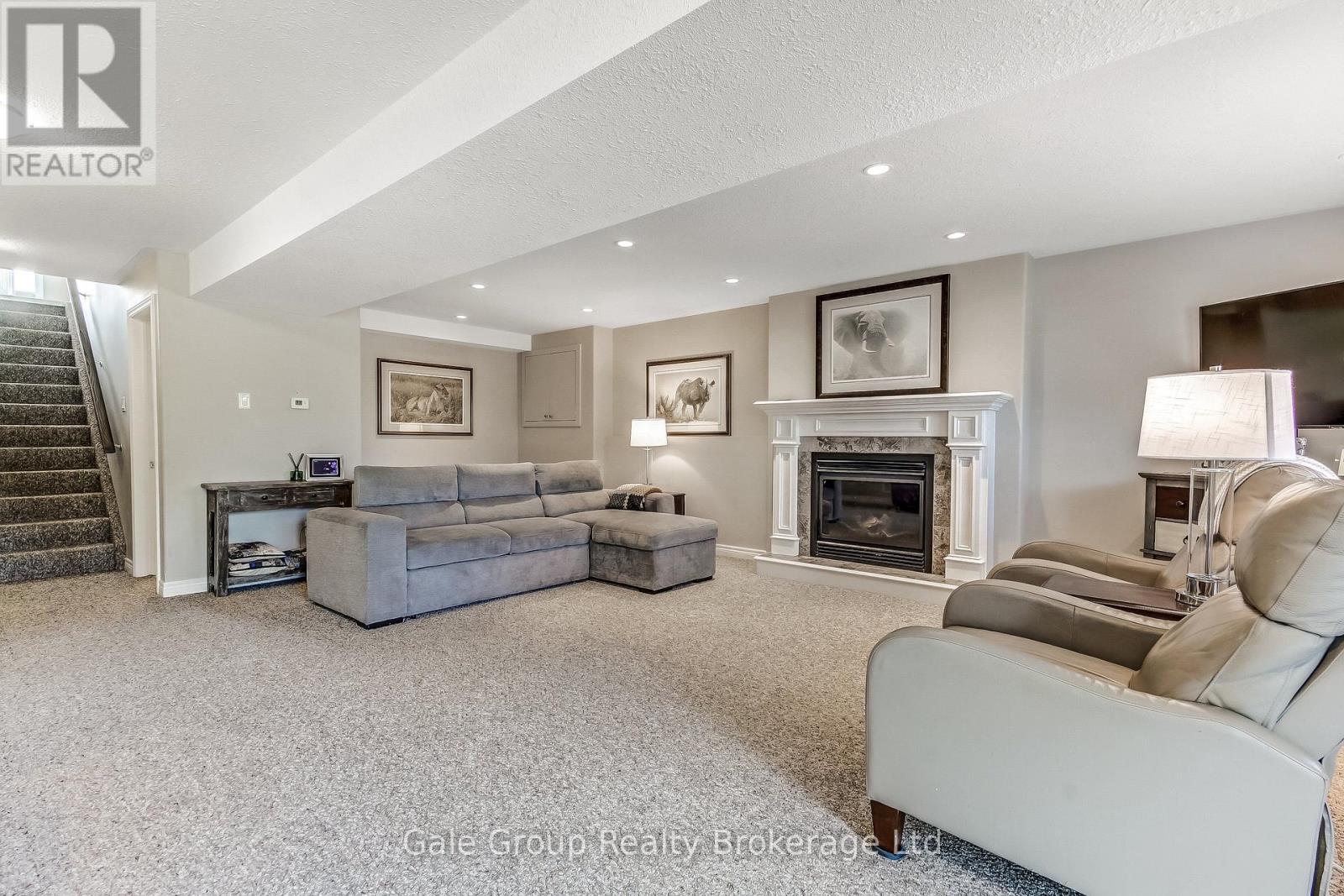 402 FAIRWAY ROAD - 14