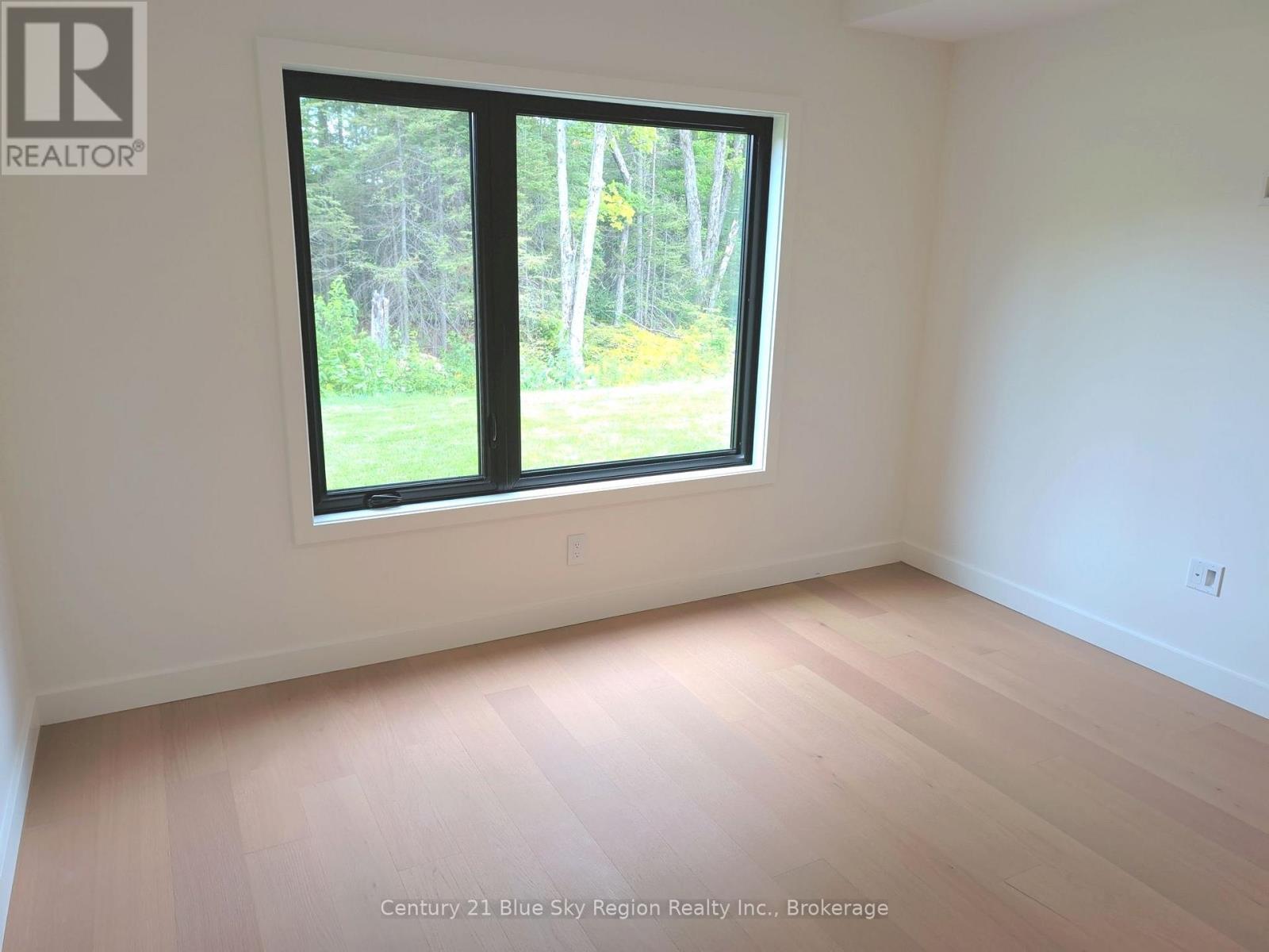 38 KATIE ANN CRESCENT - Image 23