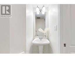 B29 - 108 Finch Avenue W, Toronto, ON M2N6W6 Photo 14