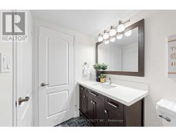 B29 - 108 Finch Avenue W, Toronto, ON M2N6W6 Photo 25
