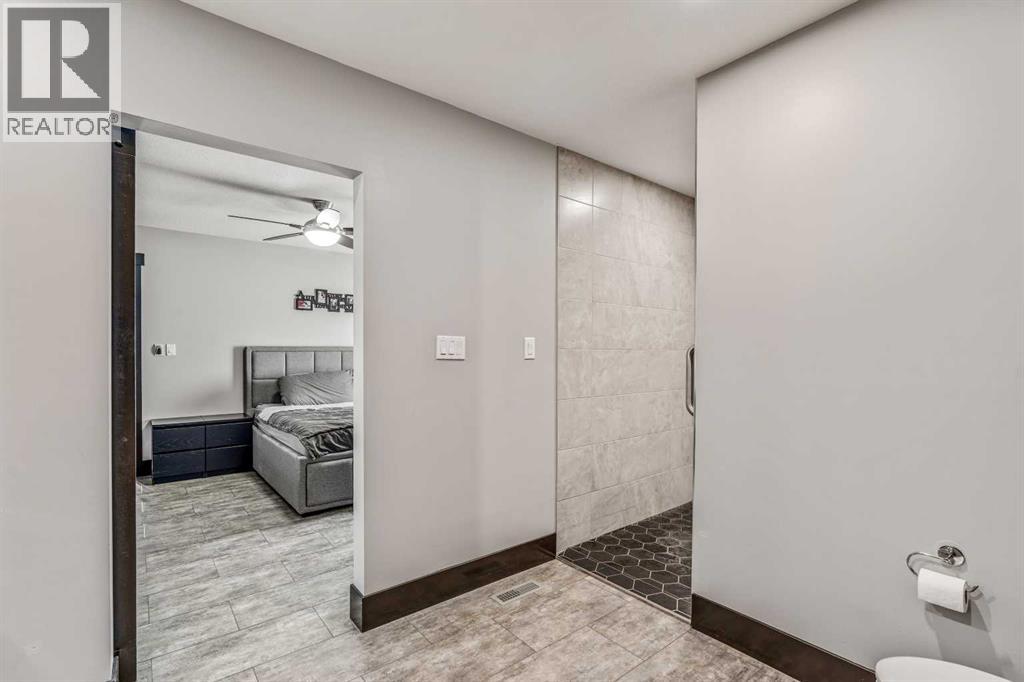757 27 Street - Image 23