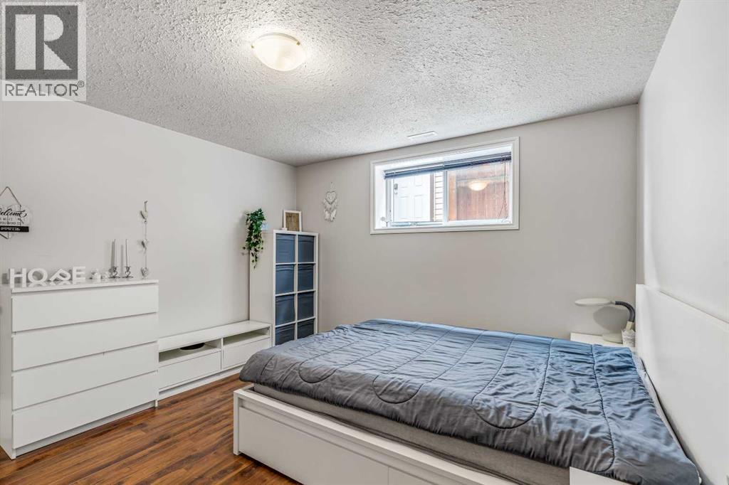 757 27 Street - Image 37