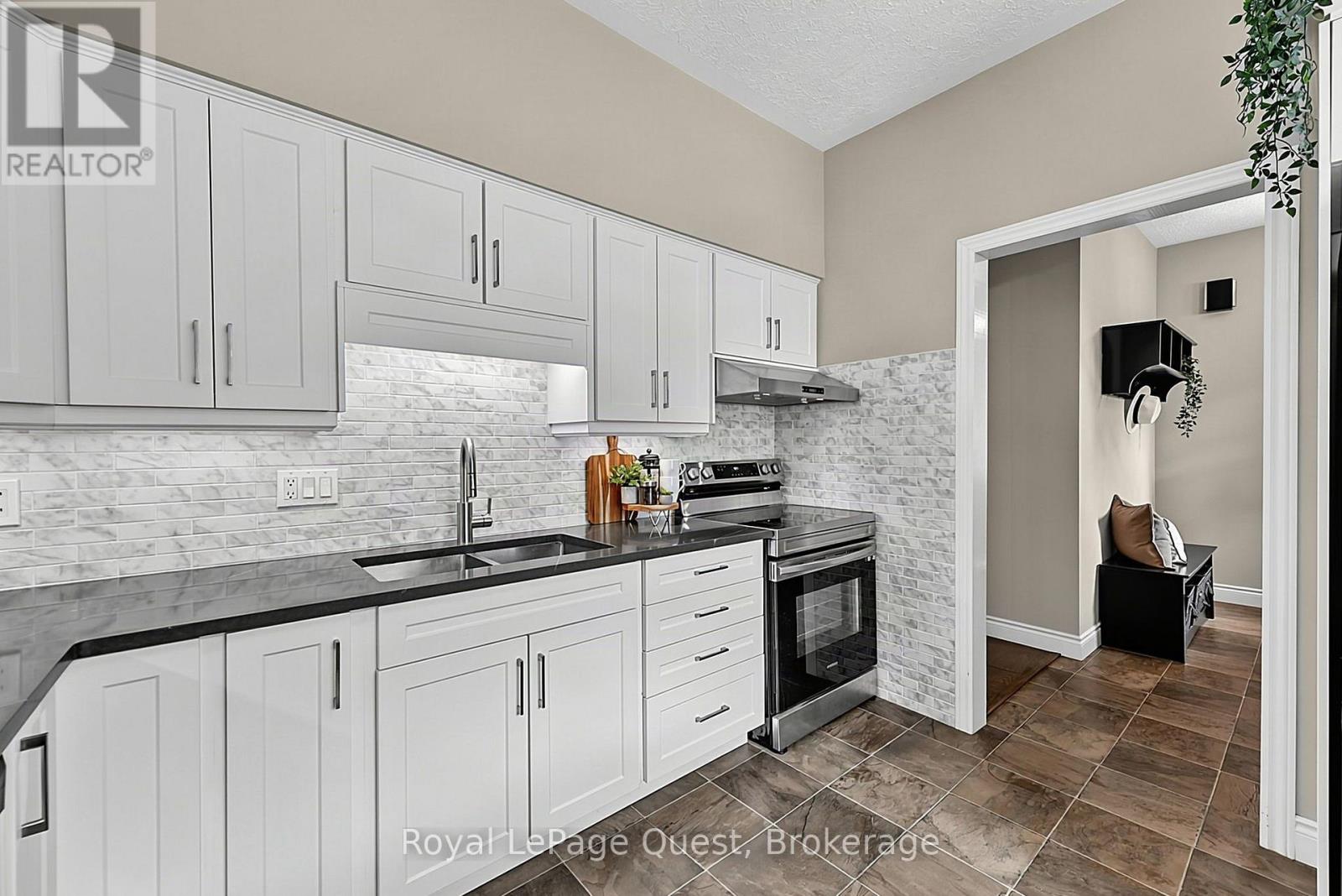 125 COLDWATER ROAD - Image 20