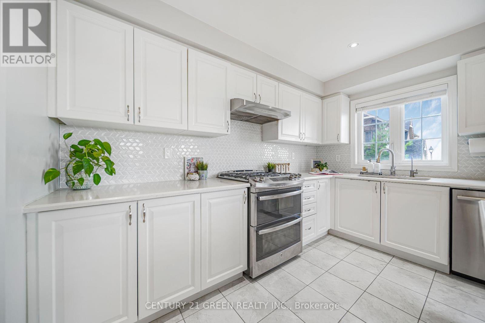 36 COMFORT WAY - Image 18