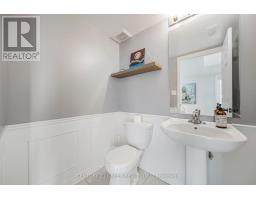 36 Comfort Way, Whitby, ON L1N0K5 Photo 9