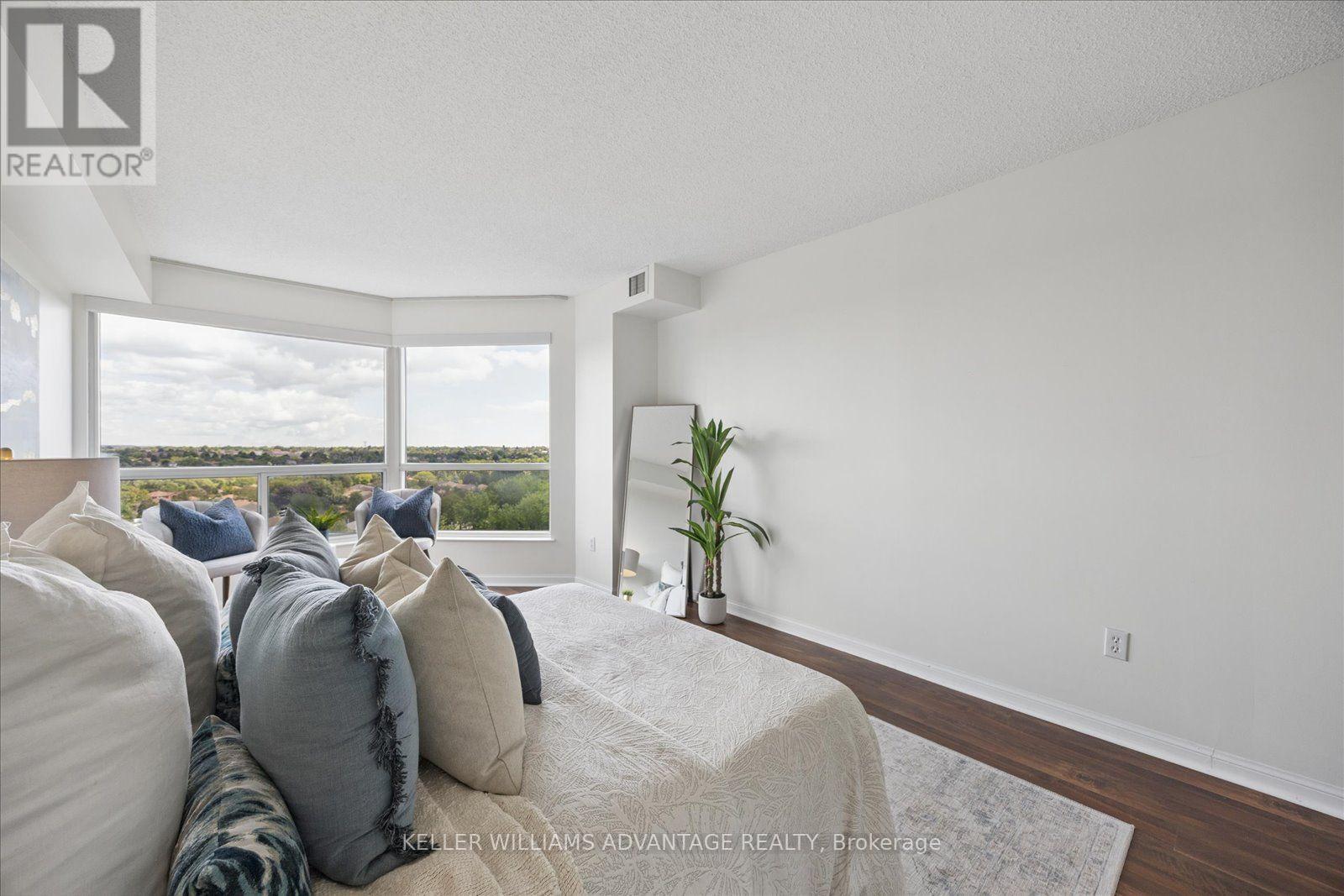 #903 712 ROSSLAND ROAD E - Image 11
