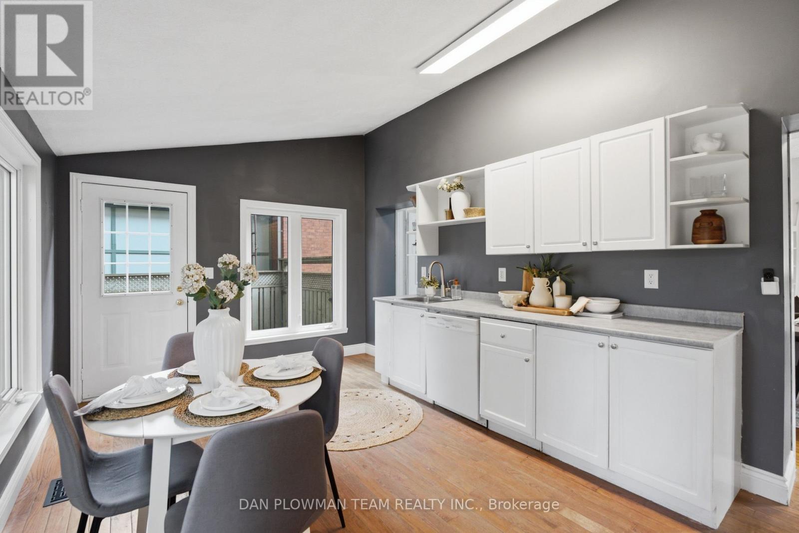 265 HAIG STREET - 10